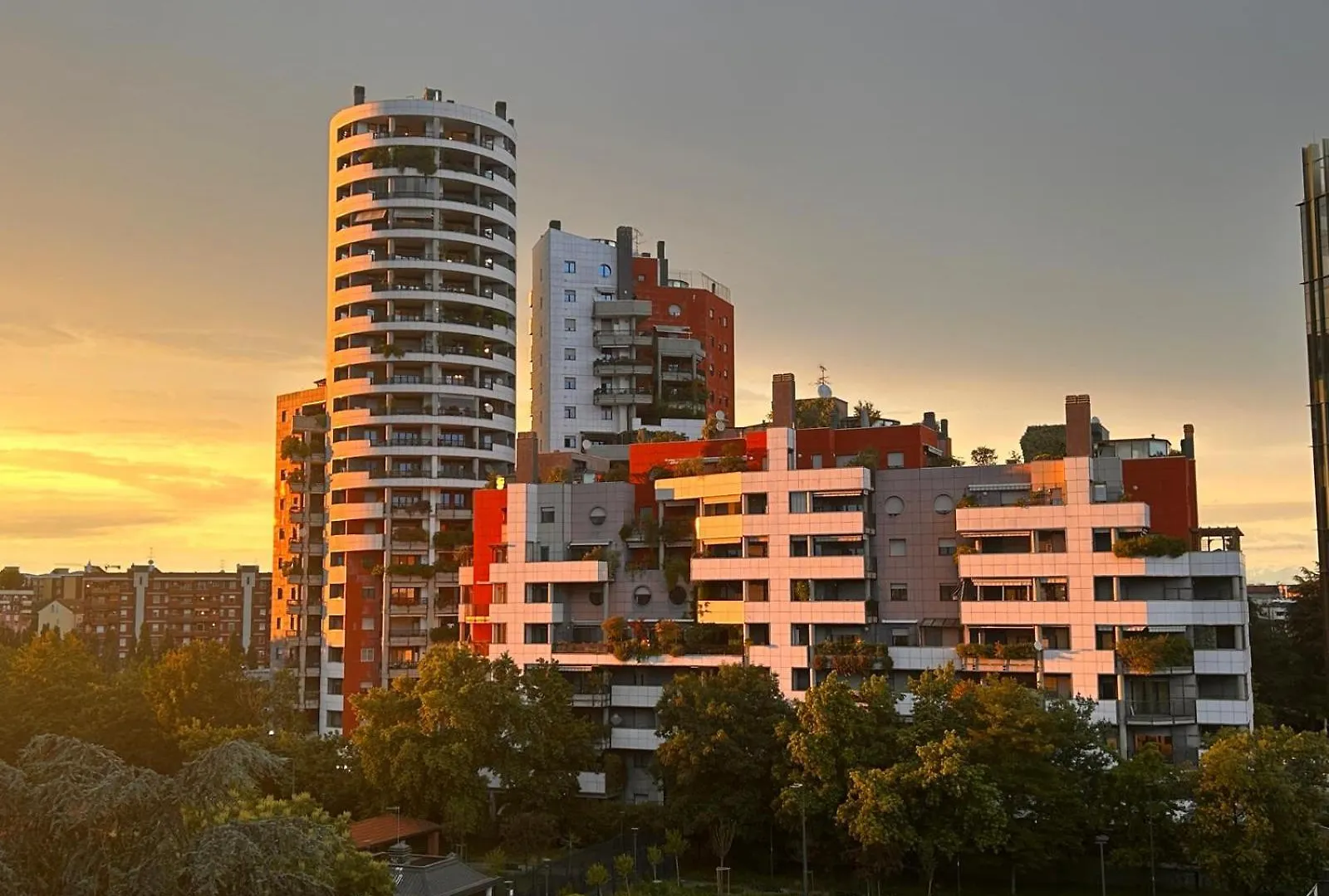 Three Room Apartment 2 Beds, 3Rd Bed Available Milánó Olaszország