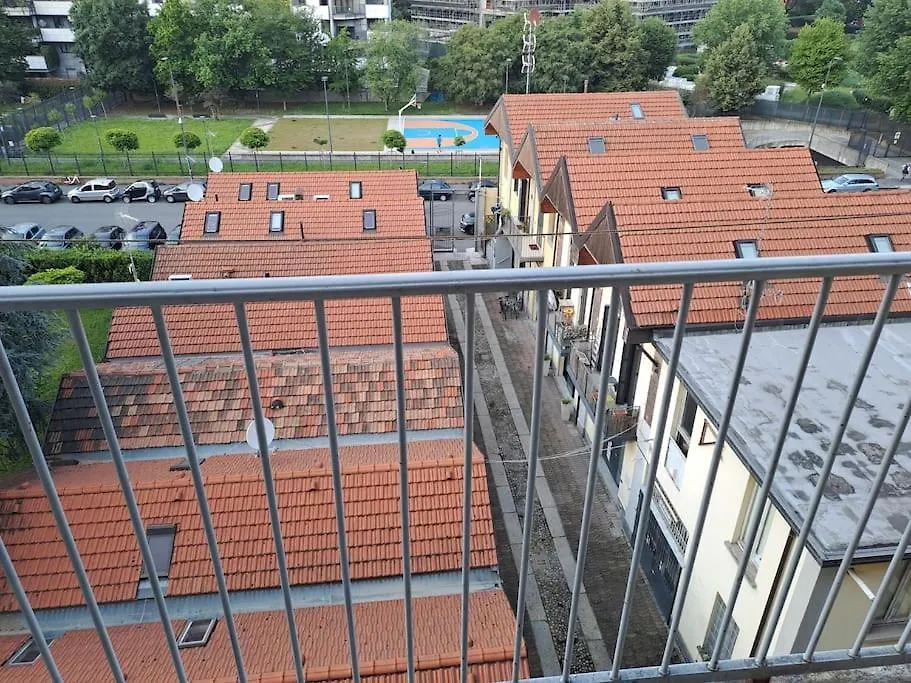 Three Room Apartment 2 Beds, 3Rd Bed Available 米兰 0*,  意大利